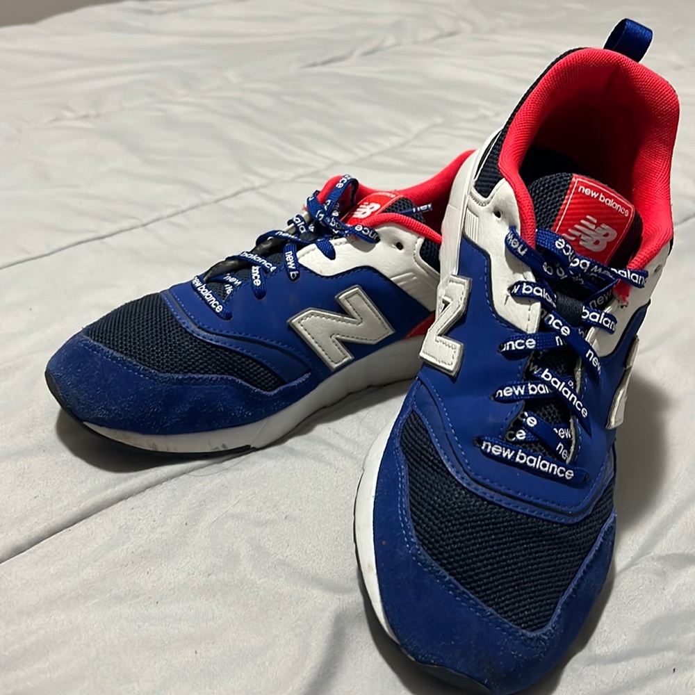 New balance boys shoes